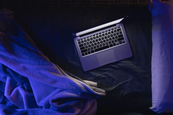 My mac just wont sleep and is warm in the morning